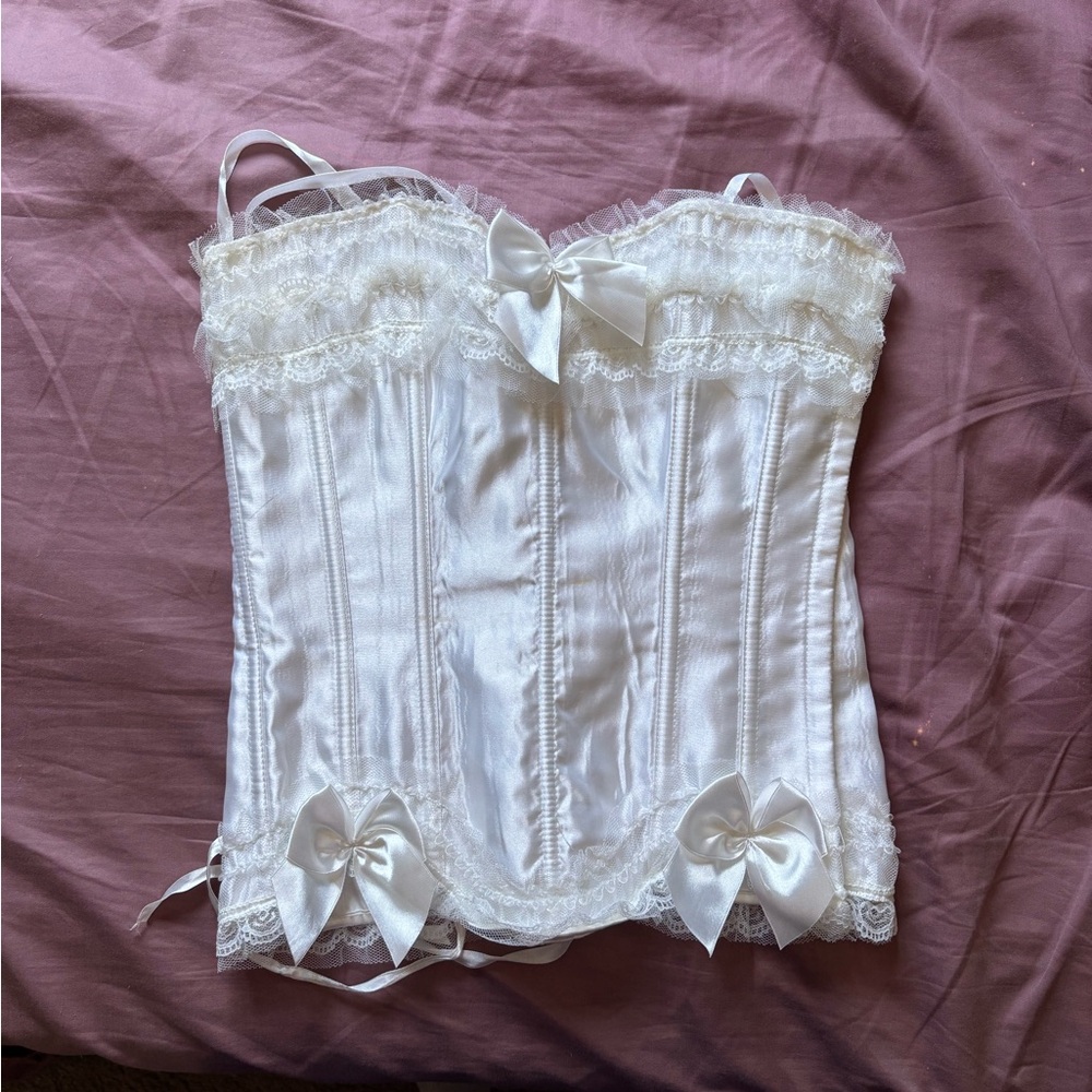 Coquette White Lace Corset